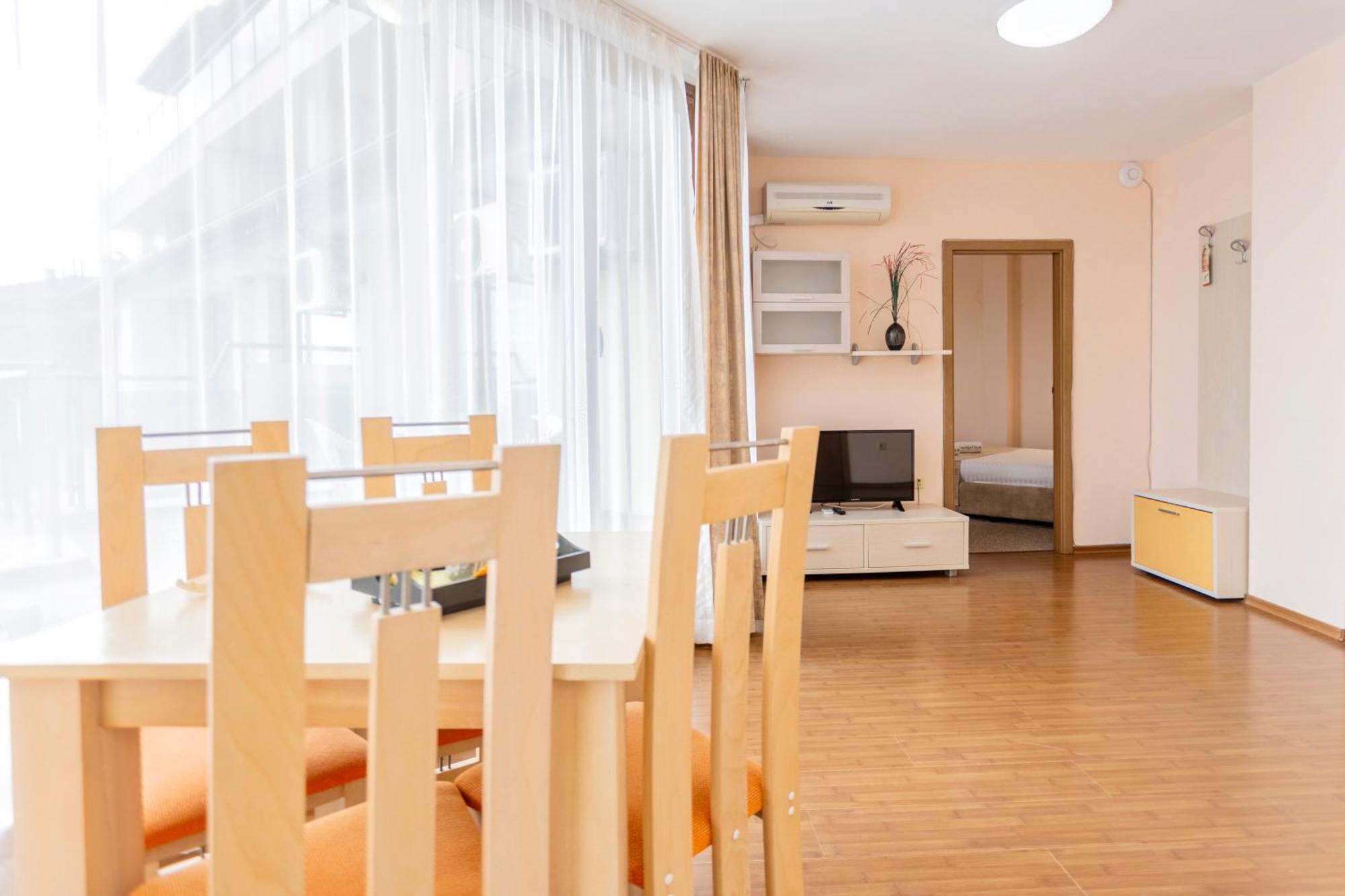 Aparthotel Hotel Prestige City II Primorsko Exterior foto